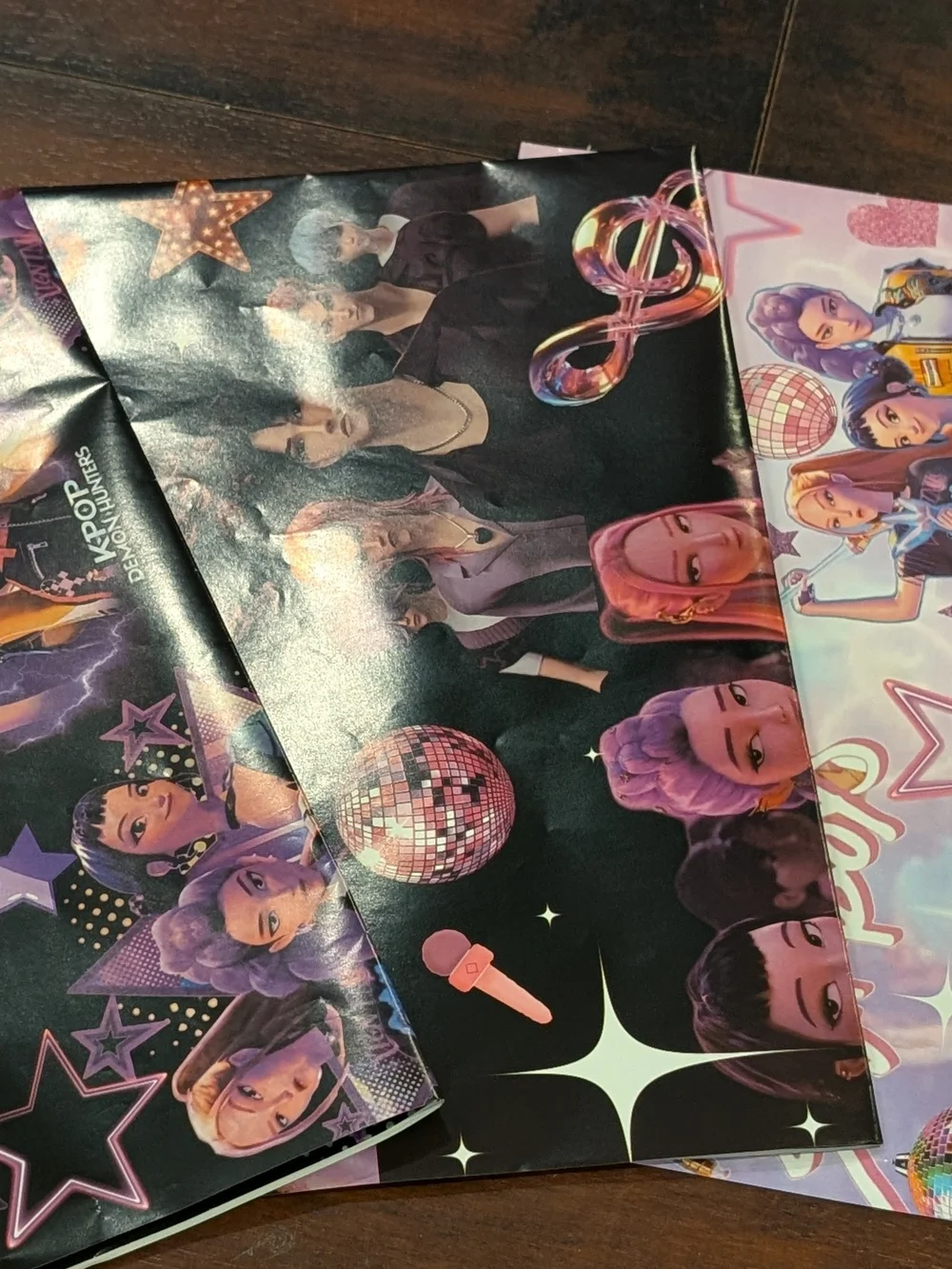 3 K-pop Demon Hunters Party Wrapping Paper Sheets